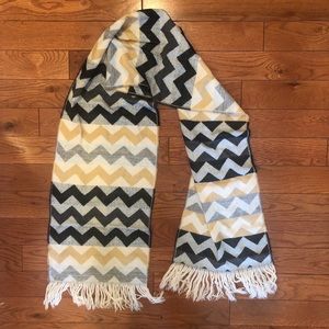 Chevron wrap scarf